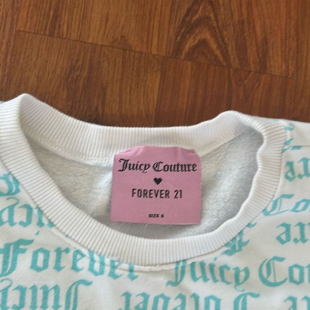 Juicy couture / forever 21 cropped white turquoise sweatshirt size small - Picture 2 of 5